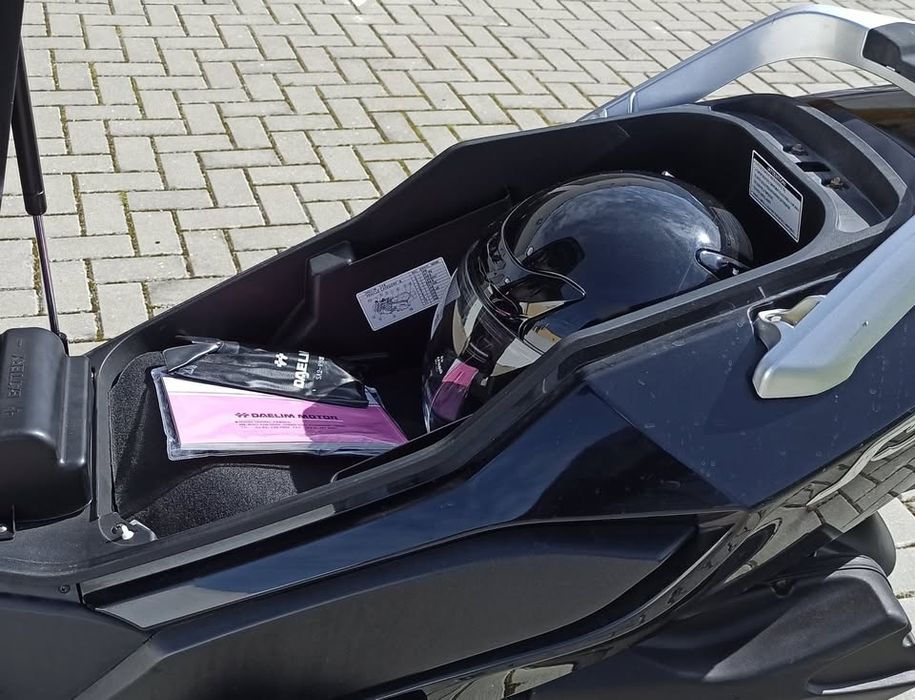 Maxi Scooter Daelim S3 125cc