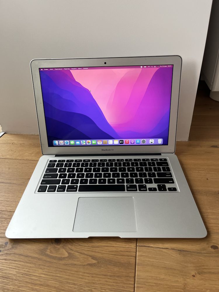 Apple Macbook Pro 2017 13’ 8 256gb срібний макбук