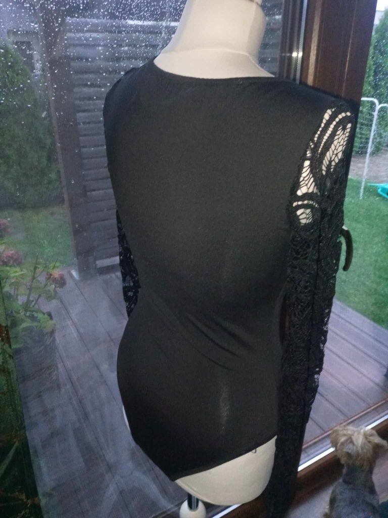 Nowe body damskie w rozmiarze  M
