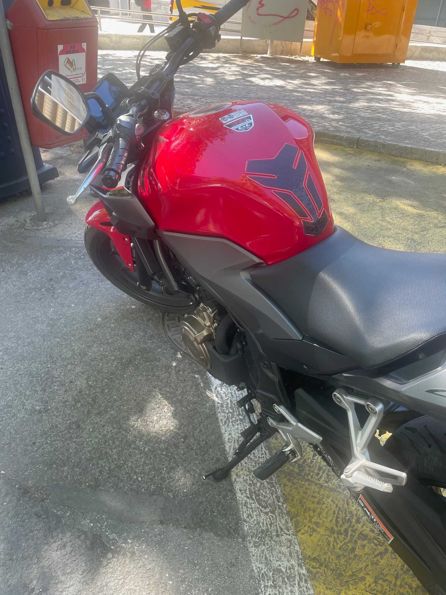 Moto cb500f 2021