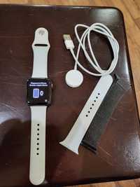 Apple Watch SE GPS 44mm. 1st gen