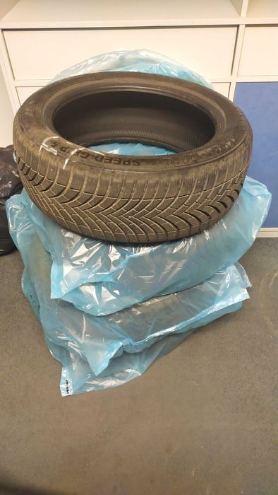 Opony zimowe Semperit Speed Grip 5 215/55 R18 V XL