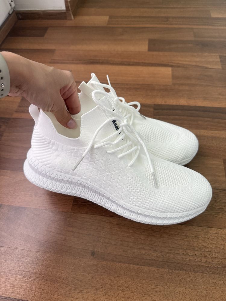 Buty sportowe białe męskie 42