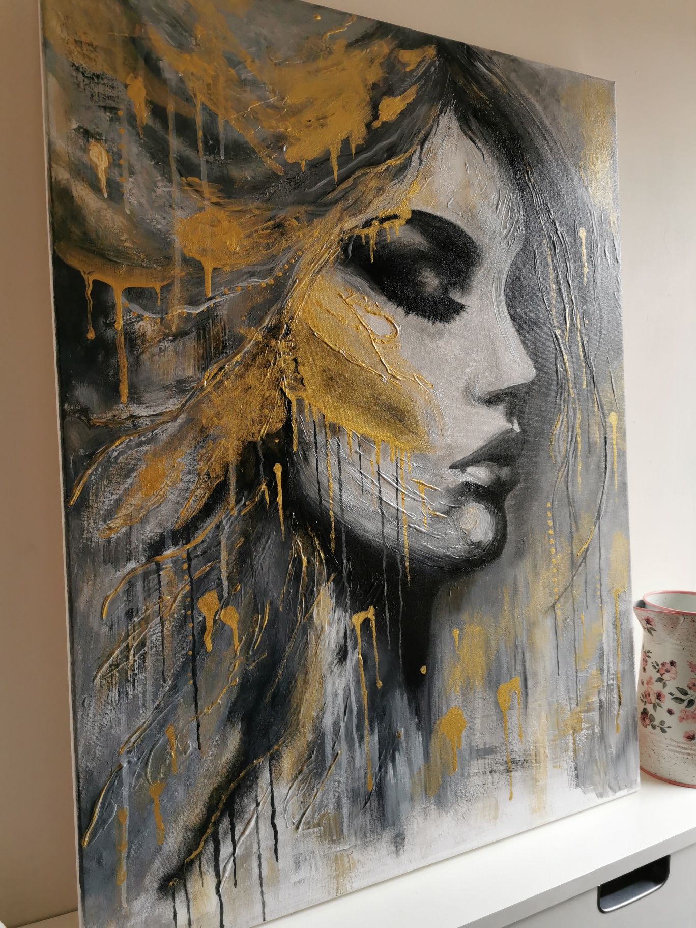Obraz kobiety twarz złoto szary abstrakcja portret