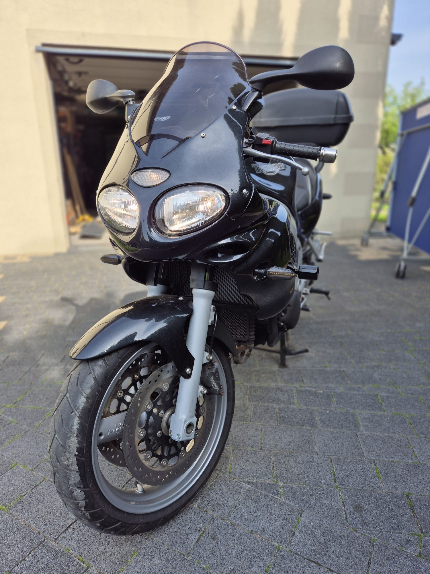 Motocykl Triumph 955i RS 120KM 2004r 62000km przebiegu