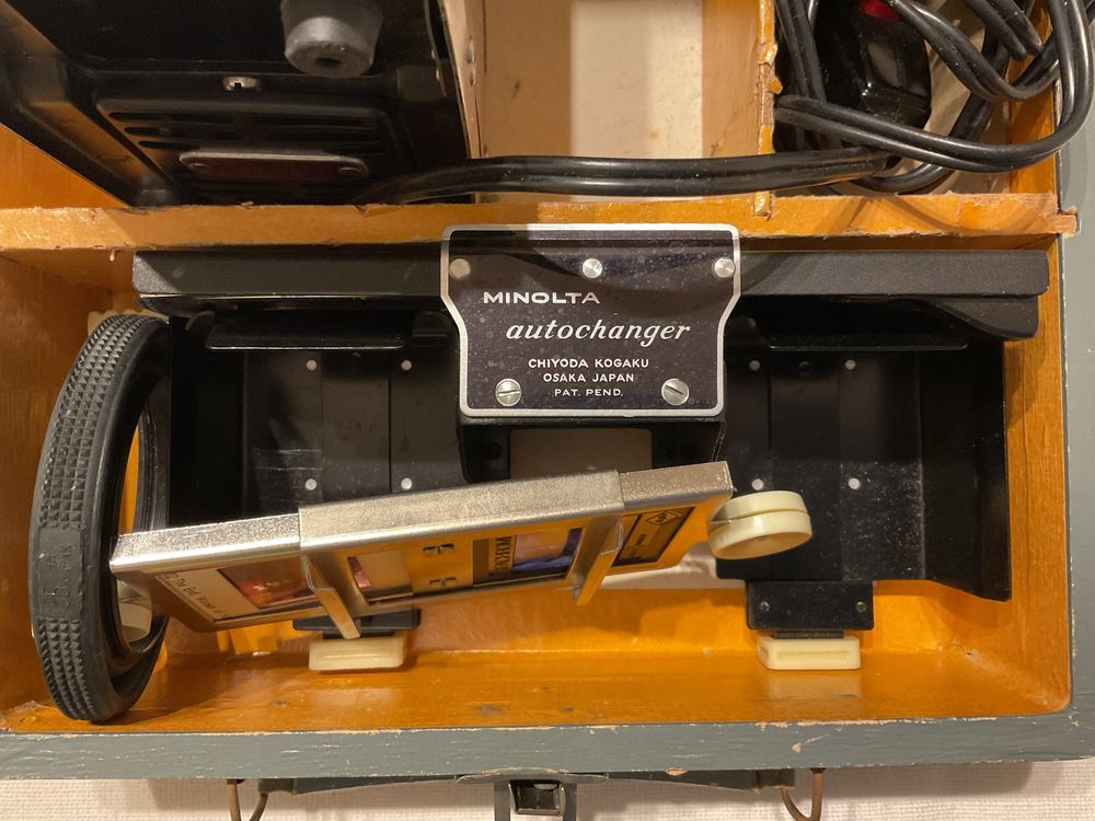 Antigo mini slide projector Minolta made in Japan