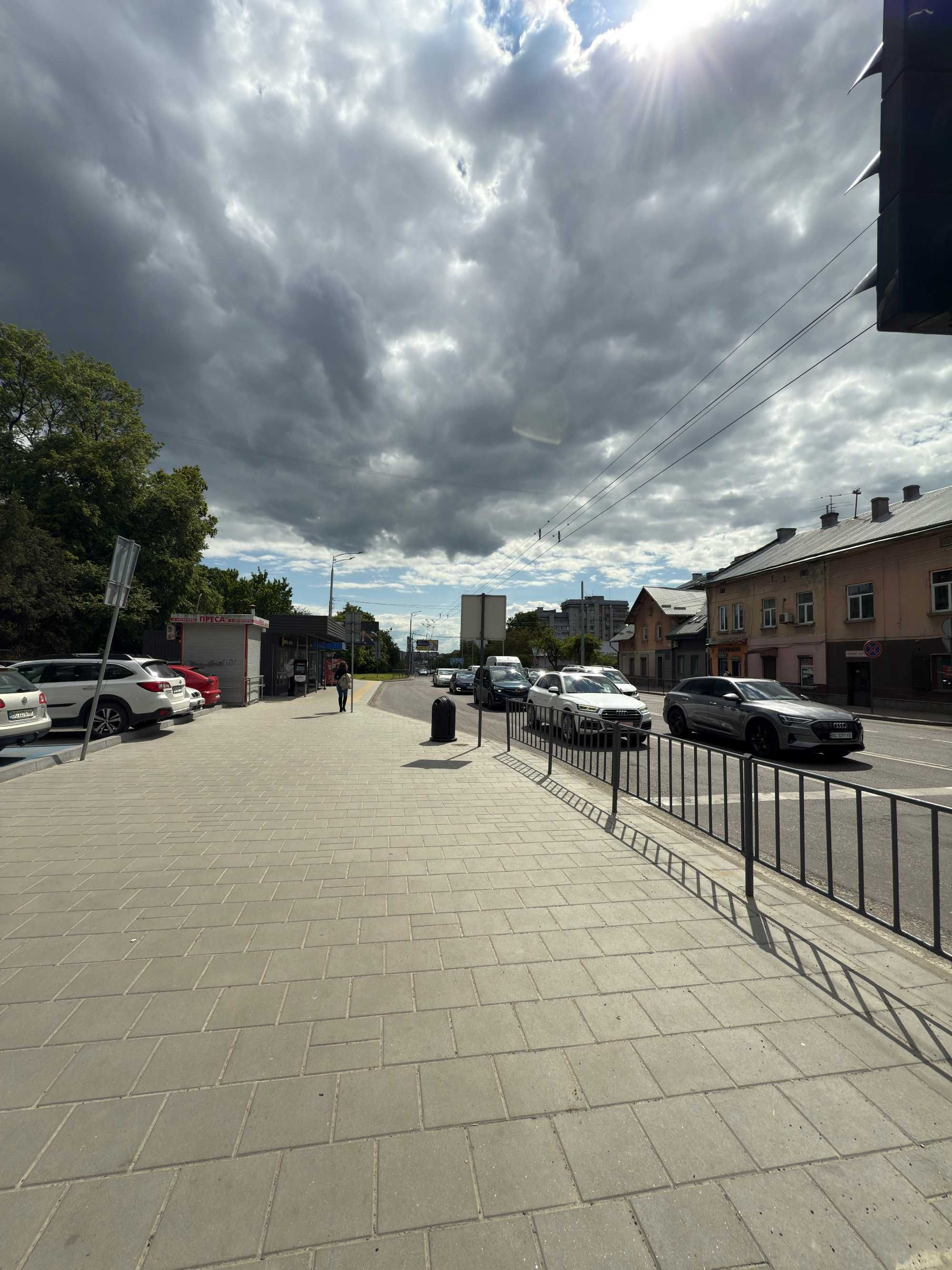 Продаж комерційного приміщення, вул. Кульпарківська, 34m², 1пов.,фасад