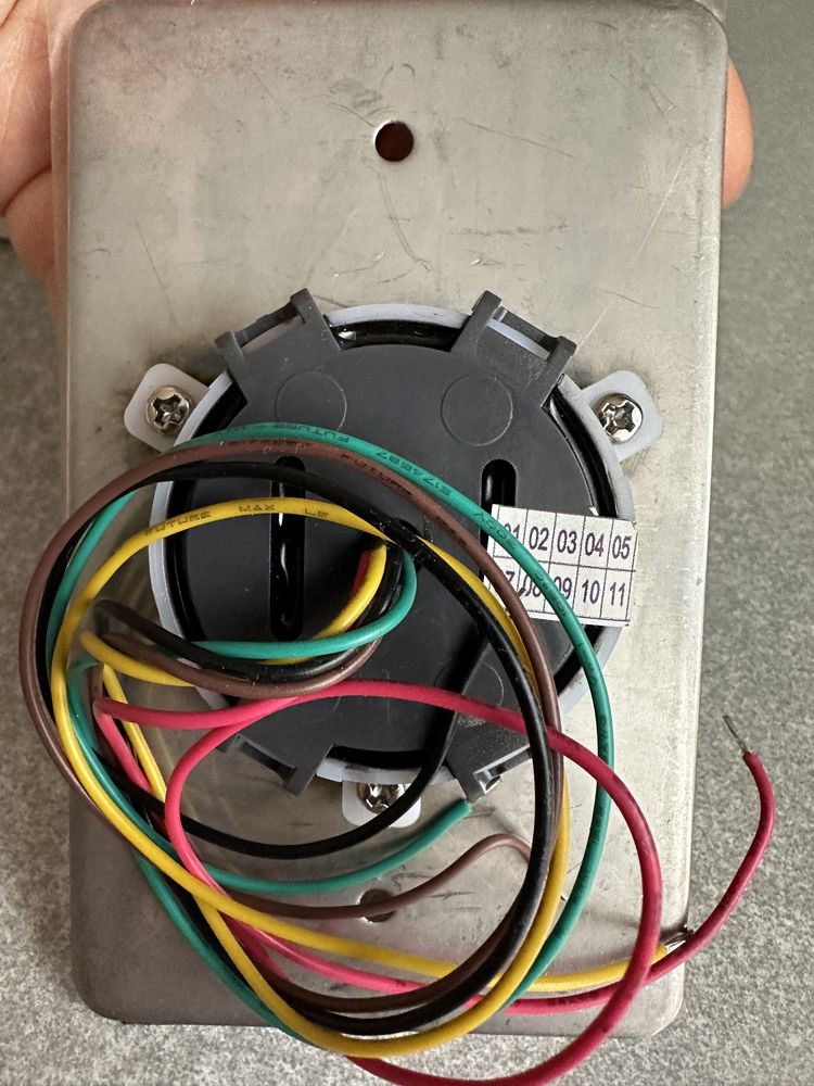 Бесконтактная кнопка выхода Bas-IP SH-45TR silver