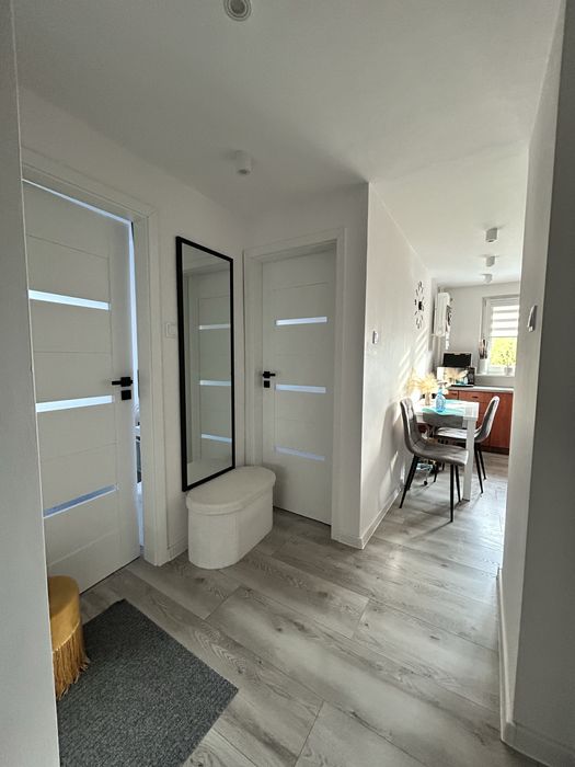 Zadbane mieszkanie po remoncie 2 pokoje balkon-Centrum Miasta