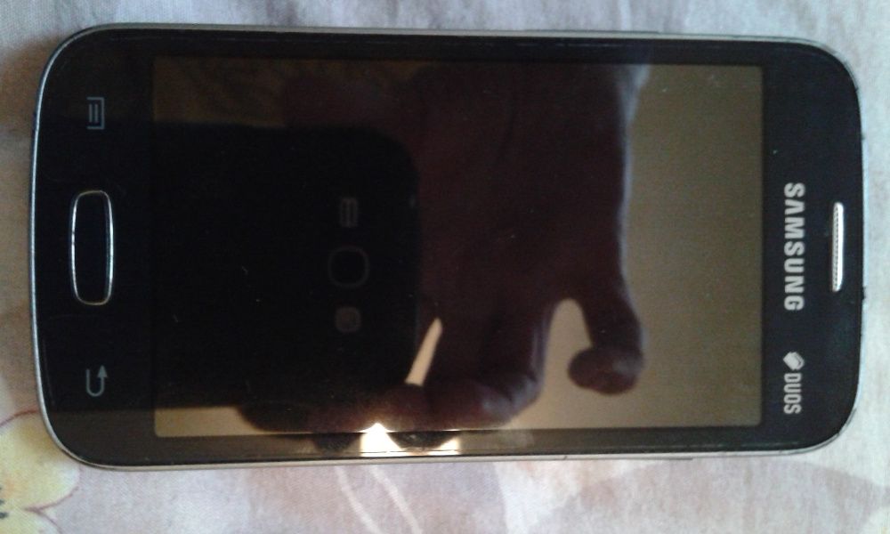 Продам Samsung I9060 Galaxy Grand Neo White и GT-S7262 Duos Black