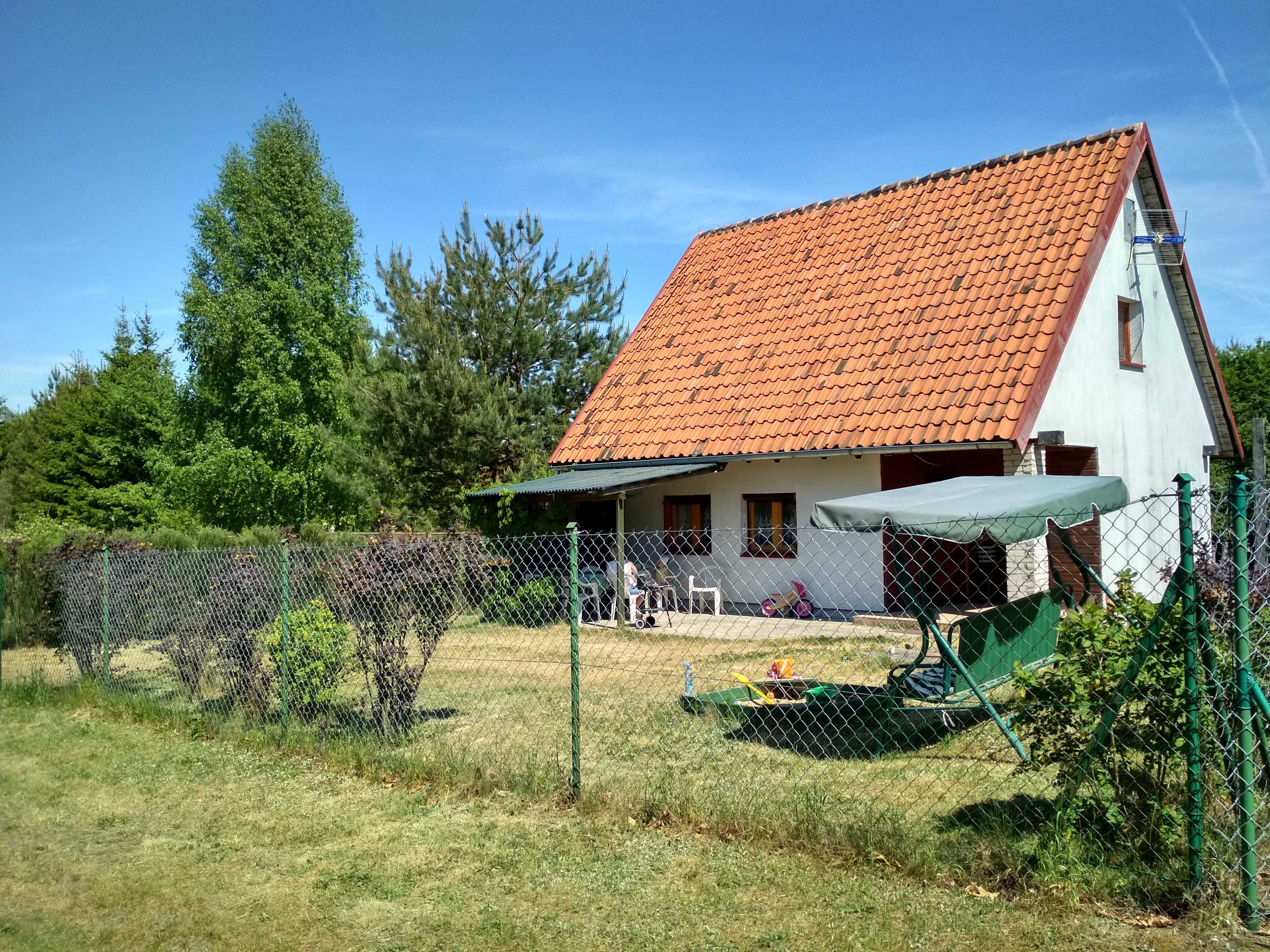 Domek letniskowy koło jeziora Sasek Wielki