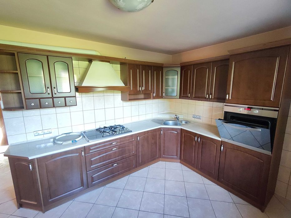 Dom z budynkiem gospodarczym w pięknej okolicy (Śląsk Cieszyński)