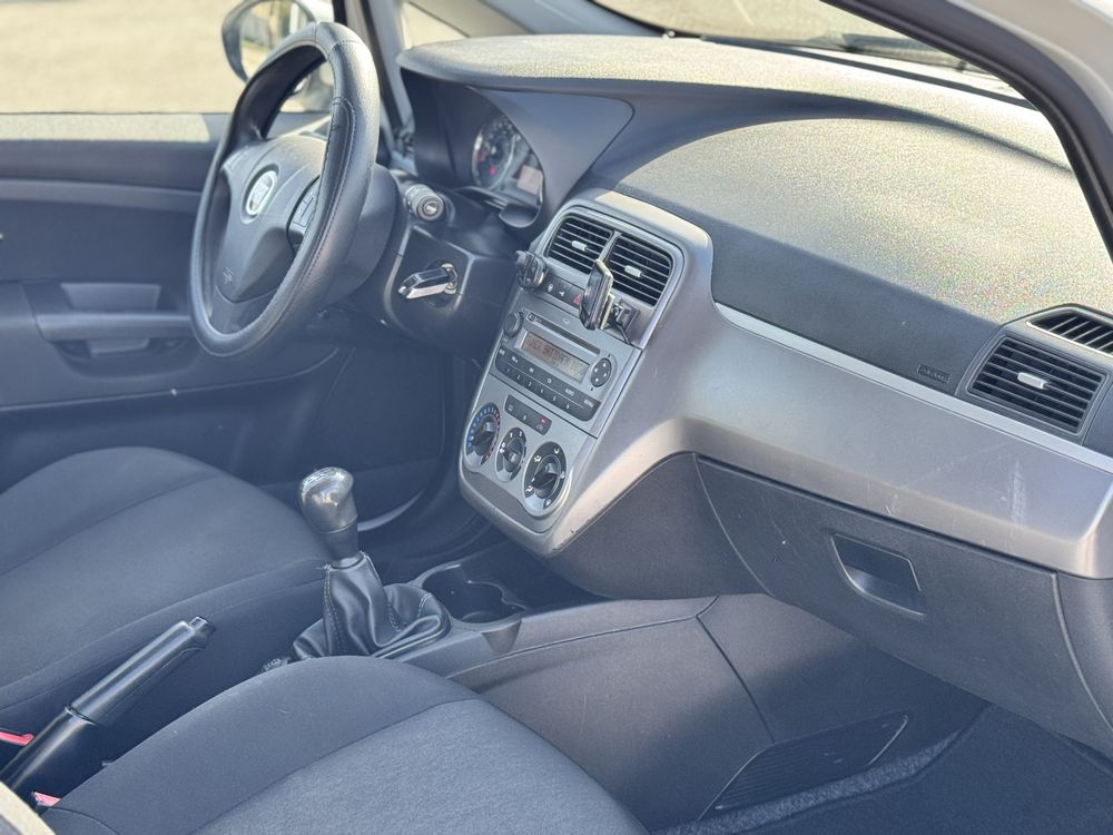 FIAT PUNTO VAN 1.3 MULT-JET ANO 2013 GASÓLEO 2 LUGARES