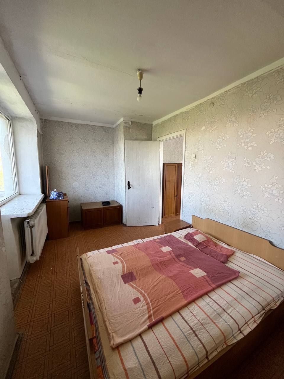 Продам 2 кімнатну квартиру в центрі міста