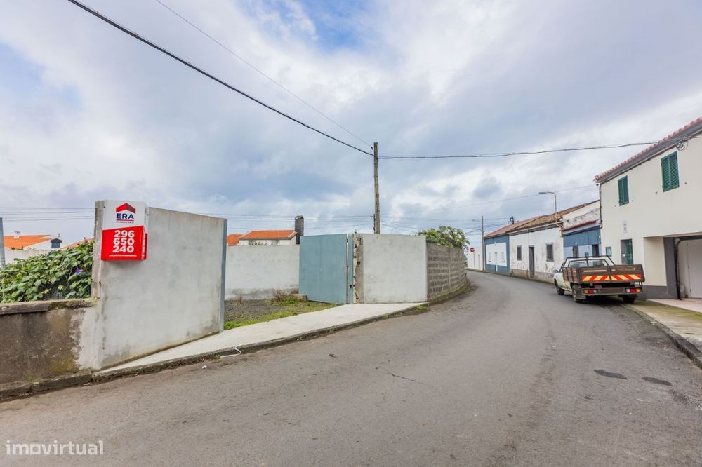 Terreno nos Fenais da Luz