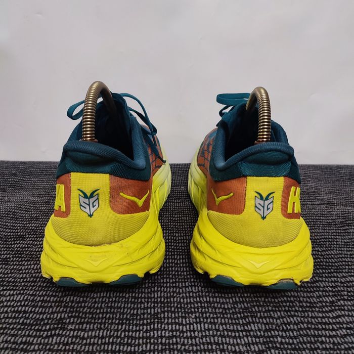 Чоловічі бігові кросівки hoka speedgoat 5 wide size 46/30