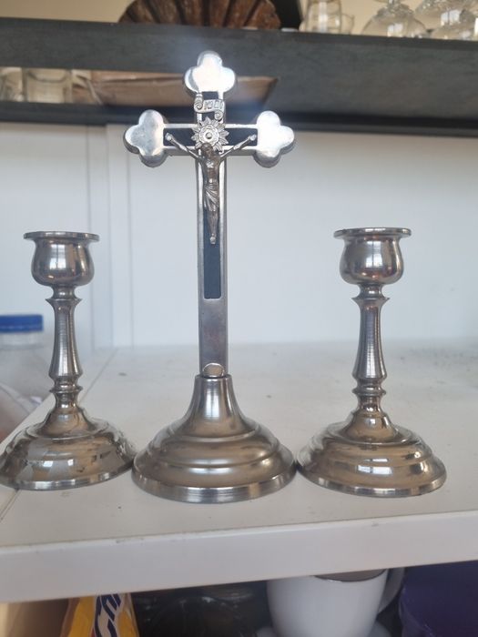 Antyk krucyfiks przedwojenny  CYNOWY Krzyż i 2 świeczniki Pasyjka