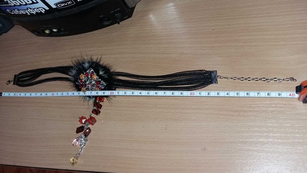 Кольє у вигляді брошки