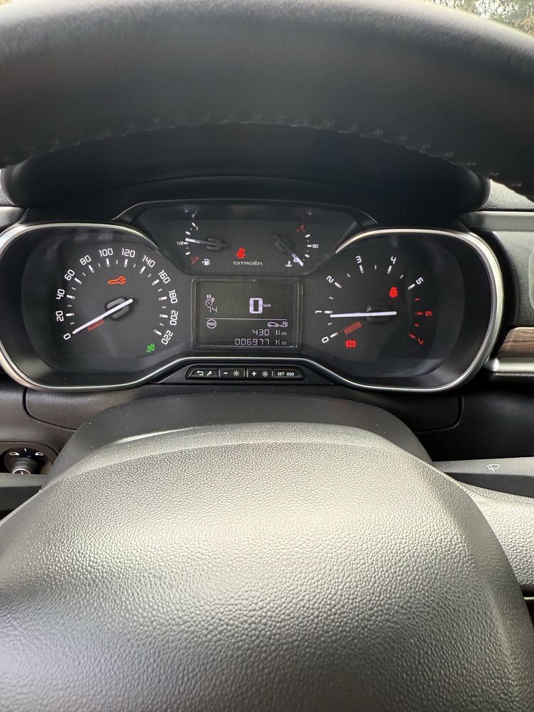Citroen c3 shine 110cv 6 mil km