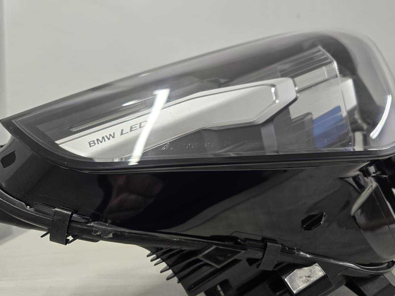 Права фара BMW 5 g60 adaptive led USA США нова