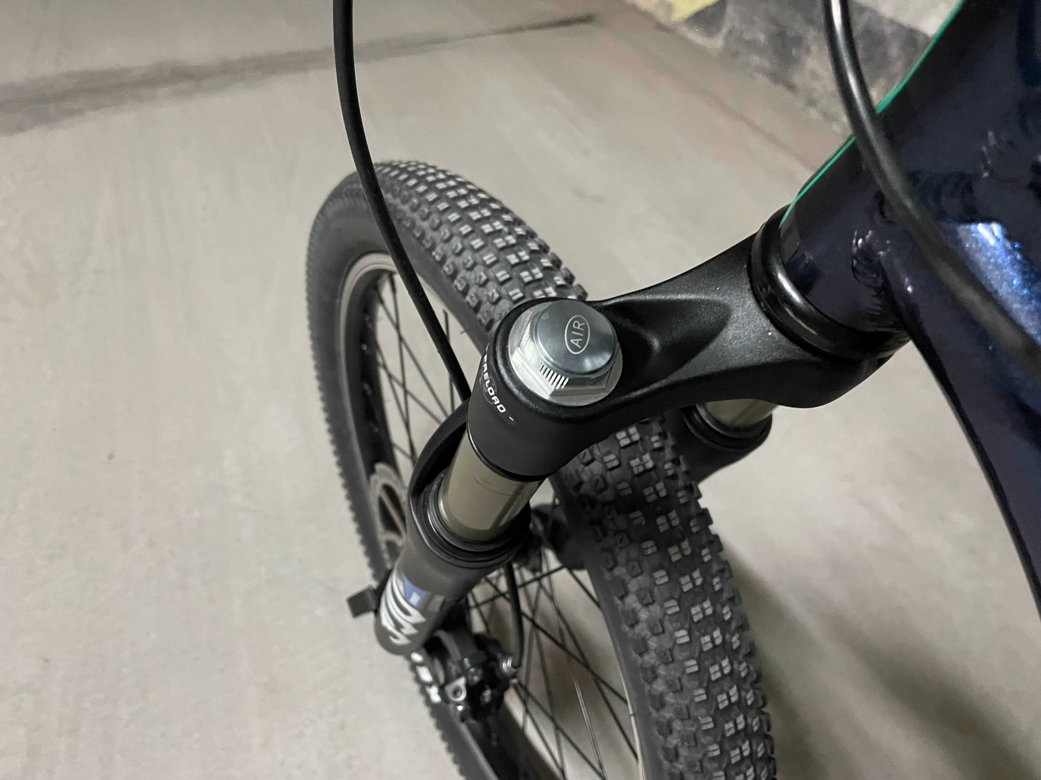 GT Stomper 20" Spinner 300 AIR,  80 mm, 1x9, amortyzator powietrzny
