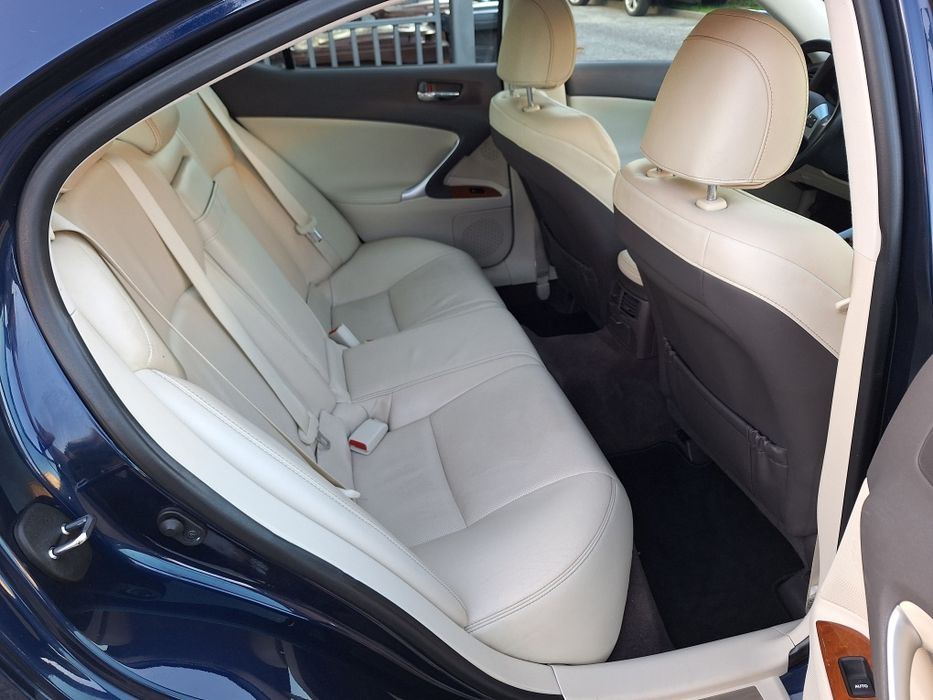 LEXUS IS250 II Lift*Xenon*ML Audio*Kamera*Navi*Wentyl fotele*REJ PL
