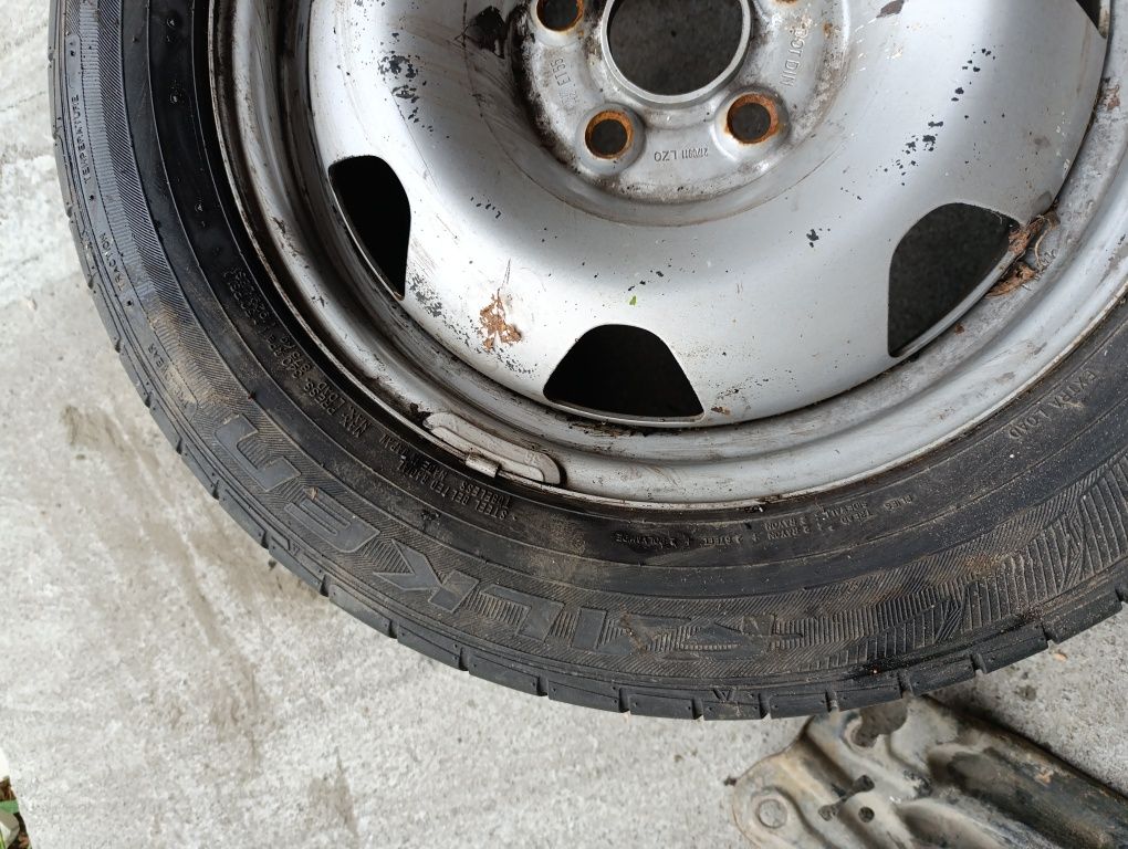 Blacha mocująca koło zapasowe 17cali lewarek VW t5 t5 lift t6