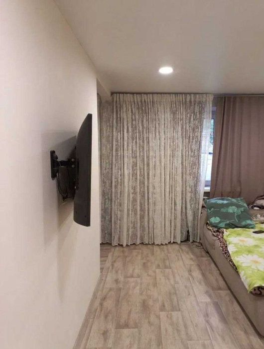 Продам 1 комнатную квартиру возле метро Холодная гора, 7минут SM