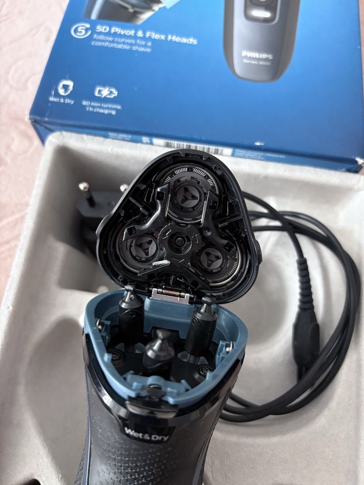 Електробритва Philips шейвер 3000 серія
