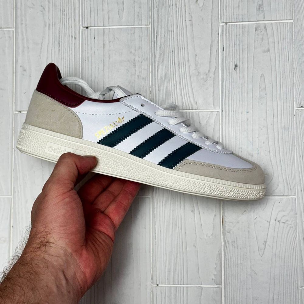 Кросівки adidas spezial