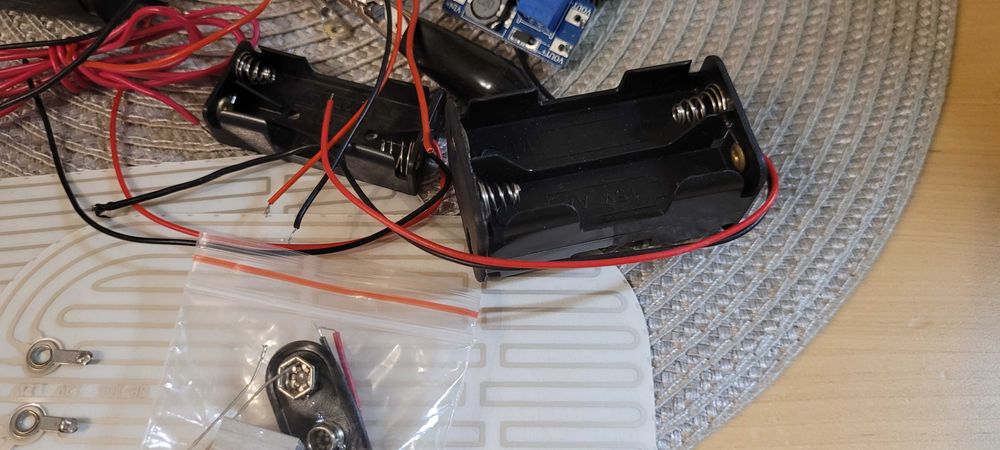 Elektronika - zestaw różnych rzeczy