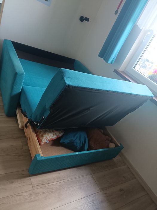 Sofa Amerykanka 2 osobowa z pojemnikiem na pościel