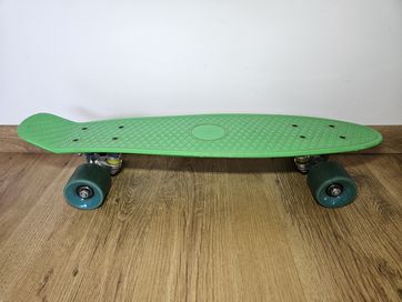 Deskorolka skateboard zielona Pennyboard Green