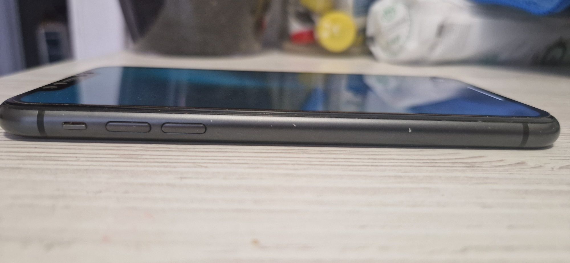 Iphone 11 Продам