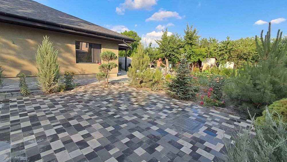 Укладка тротуарной плитки.брусчатки ! Быстро, качественно, не дорого!