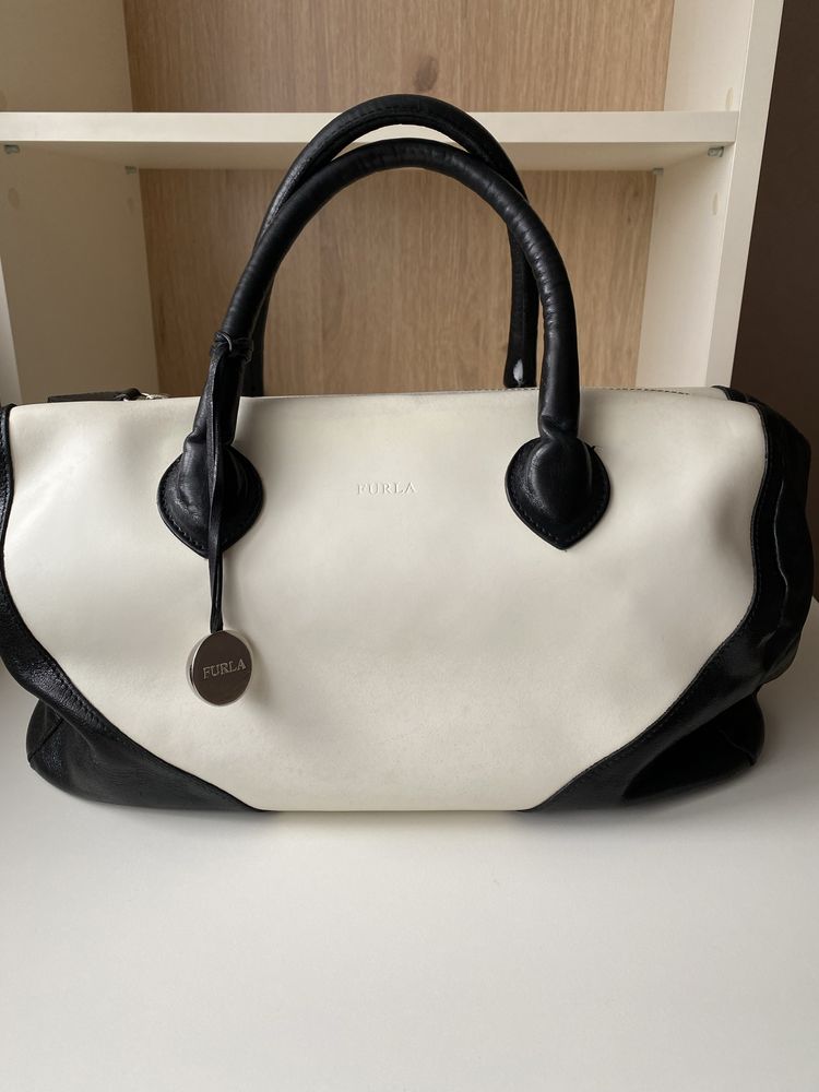 Furla coccinelle escada longchamp