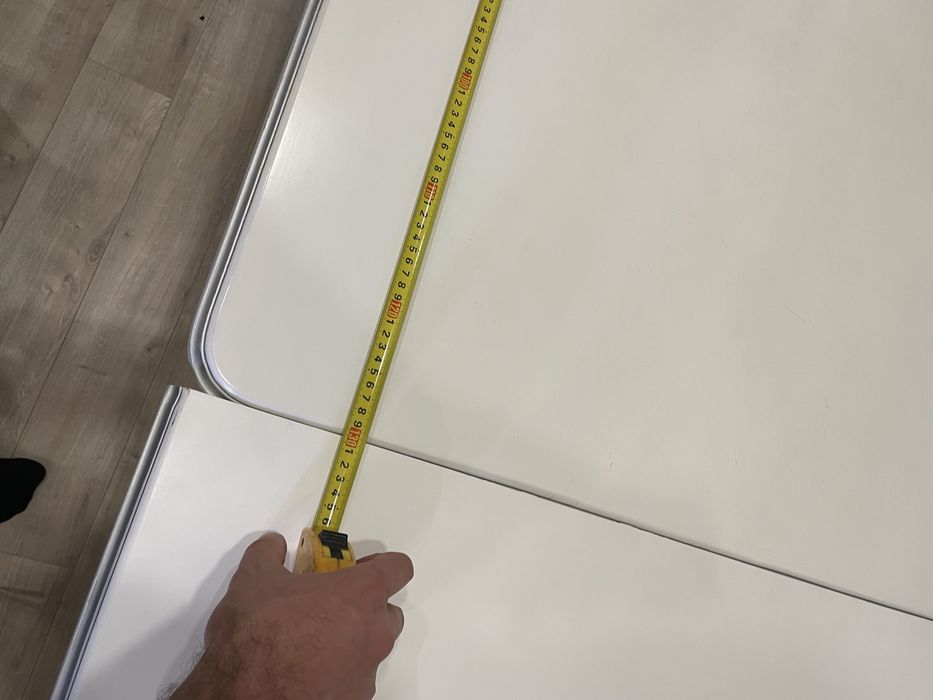 Стол дубовый и стулья ручной работы