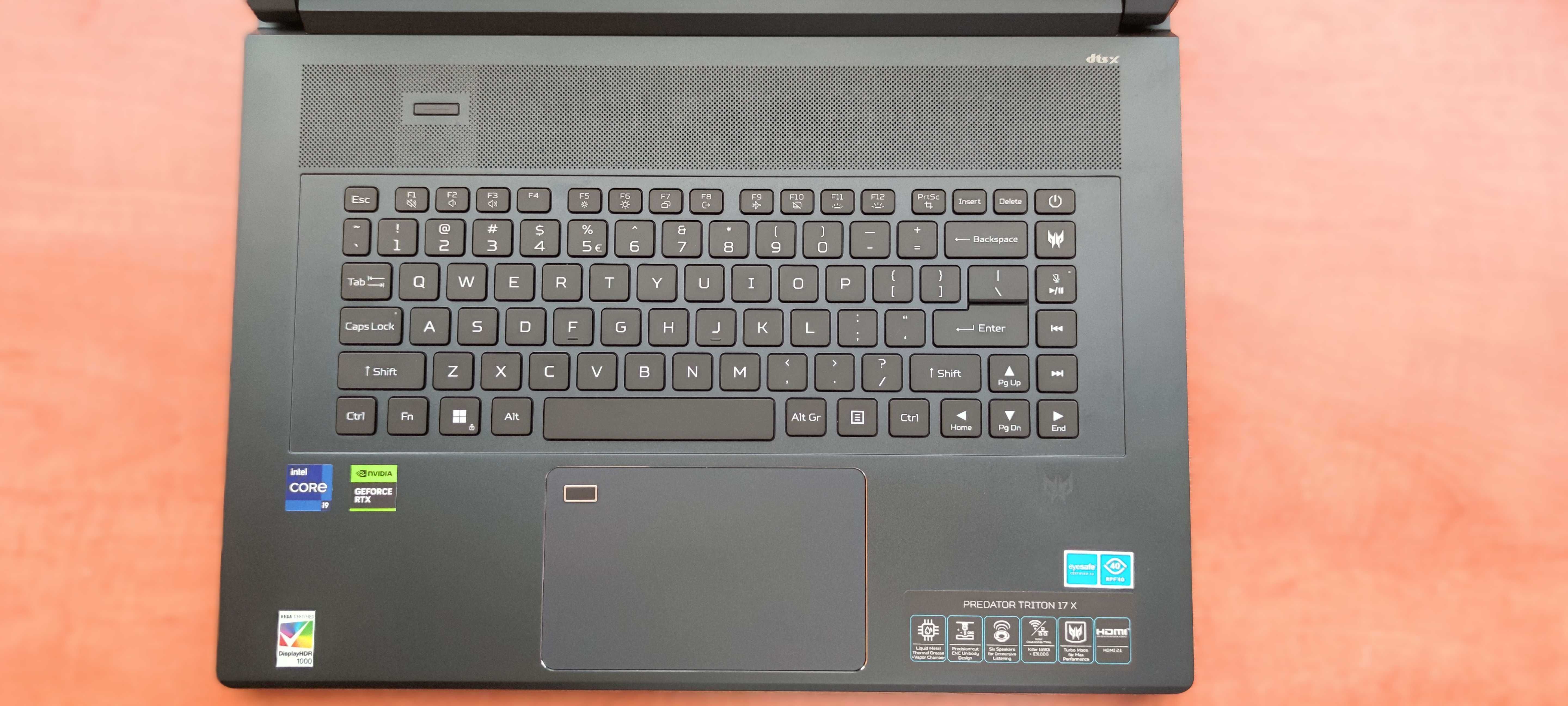 Laptop PREDATOR Triton 17X 17" 250Hz i9 64GB RAM 2TB RTX 4090