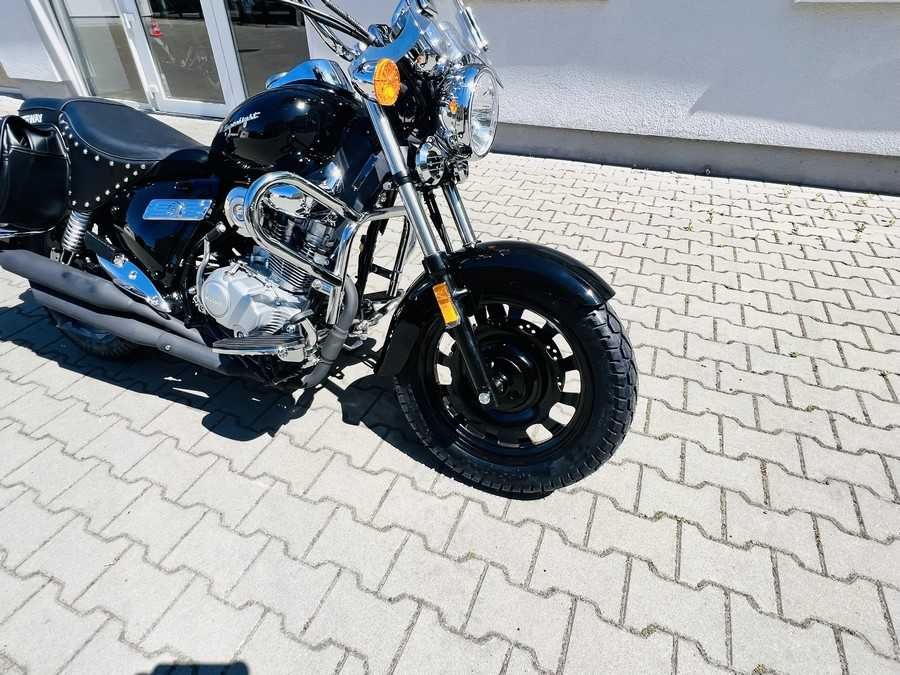 Keeway Superlight 125 Standard Edition model 2025