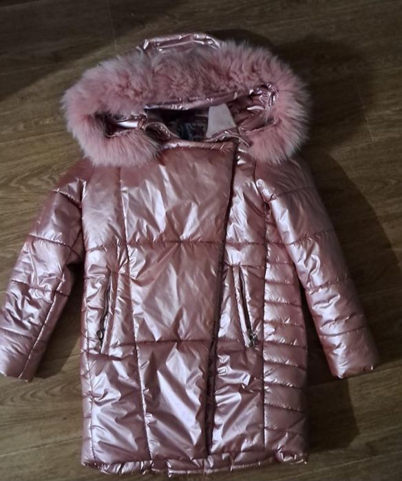 Пуховик на 9-11років