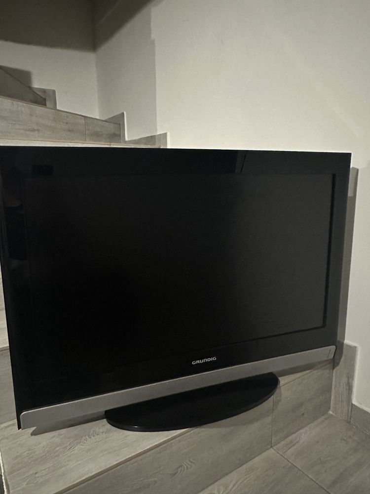 Telewizor GRUNDIG  lcd