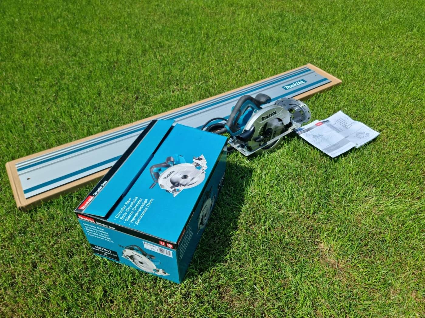 Pilarka tarczowa 1600W HS7611 Makita + szyna 1,5mb + 2 Tarcze NOWA