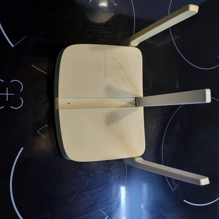 Роутер Mercusys MW305R