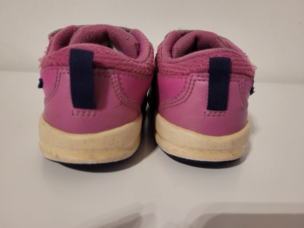 Buty sportowe nike r. 24 różowe sneakersy nike dla dziewczynki r. 24