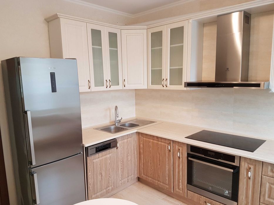 Продам 1к. квартиру, 4 эт., в массиве "Радужный"/Небесной сотни, Одеса