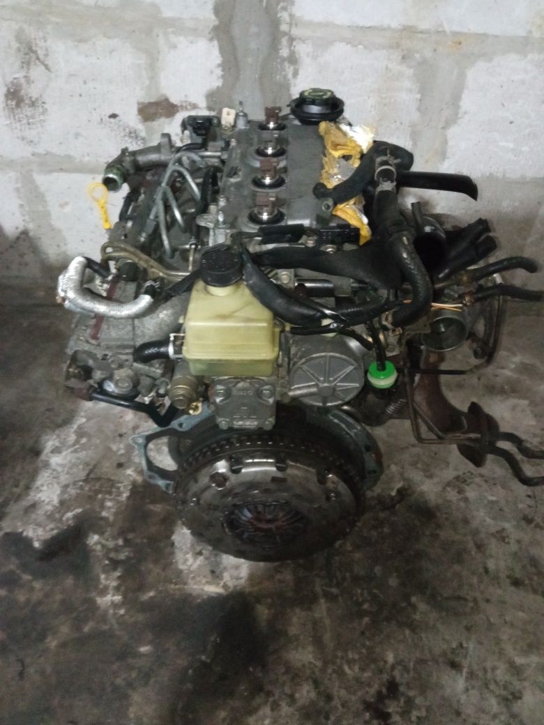 Мотор двигун двигатель кпп  rf5c rf7j 2.0 Mazda 6 5 3 КПП стартер