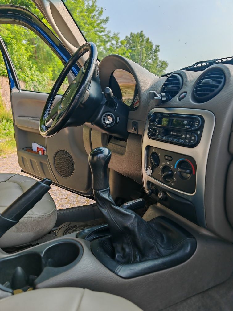 Jeep KJ Liberty Cherokee 2.5 CRD
