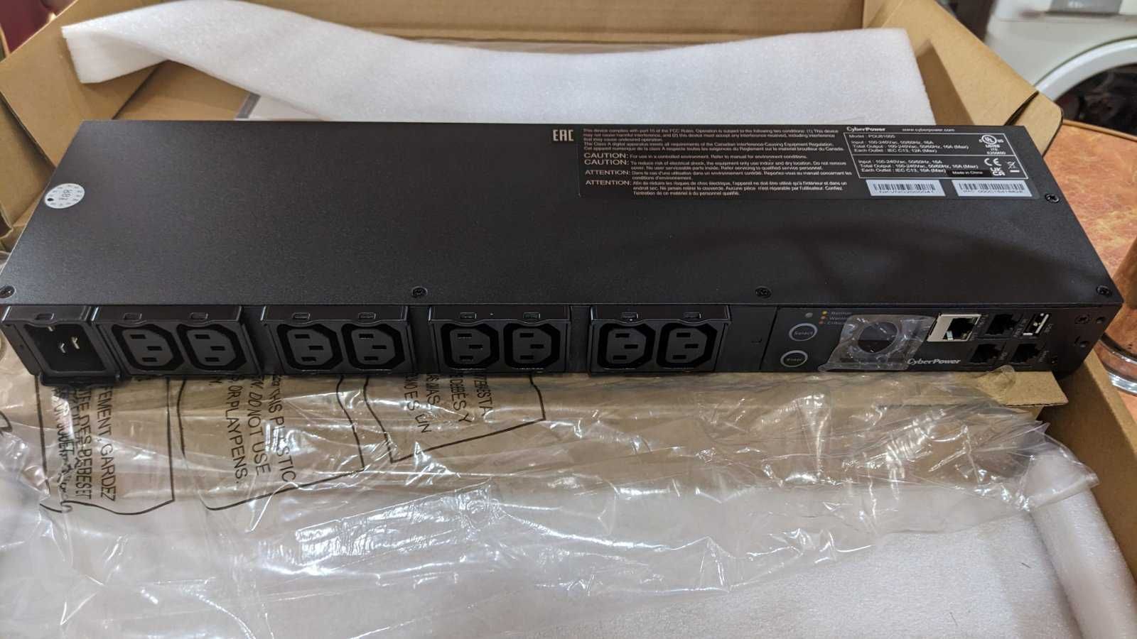 Блок розподілення живлення ДБЖ CyberPower (PDU81005)
