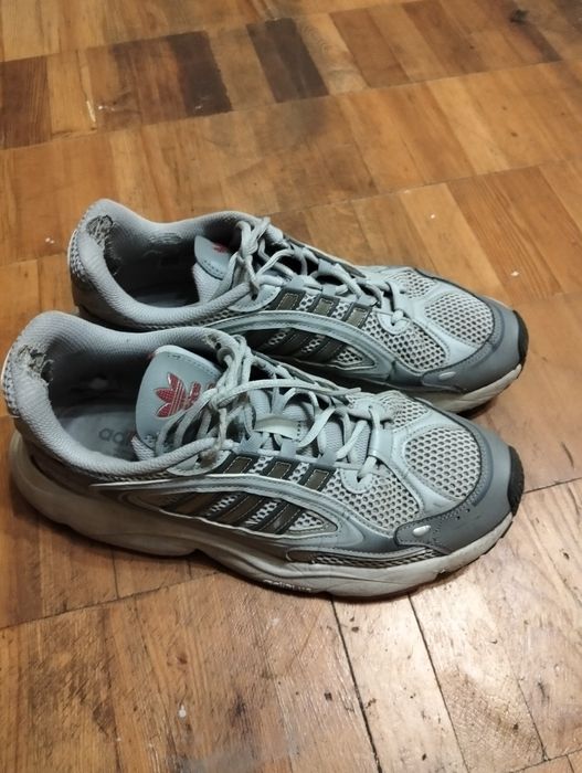 Кросівки Adidas Ozmillen