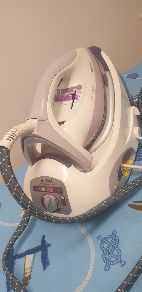 Żelazko stacja parownica Philips
